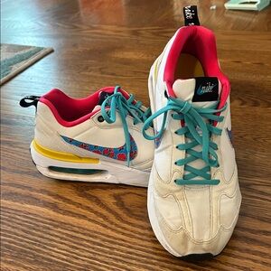 NIKE Air Max Dawn (GS) Floral Swoosh Big Kids Size 7